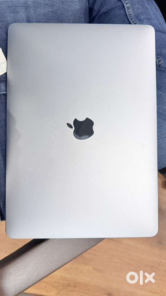 Apple macbook air M1