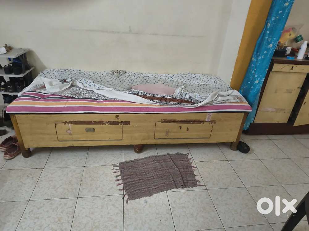 Single bed