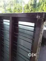 ഉപയോഗിച്ച് ജനൽ