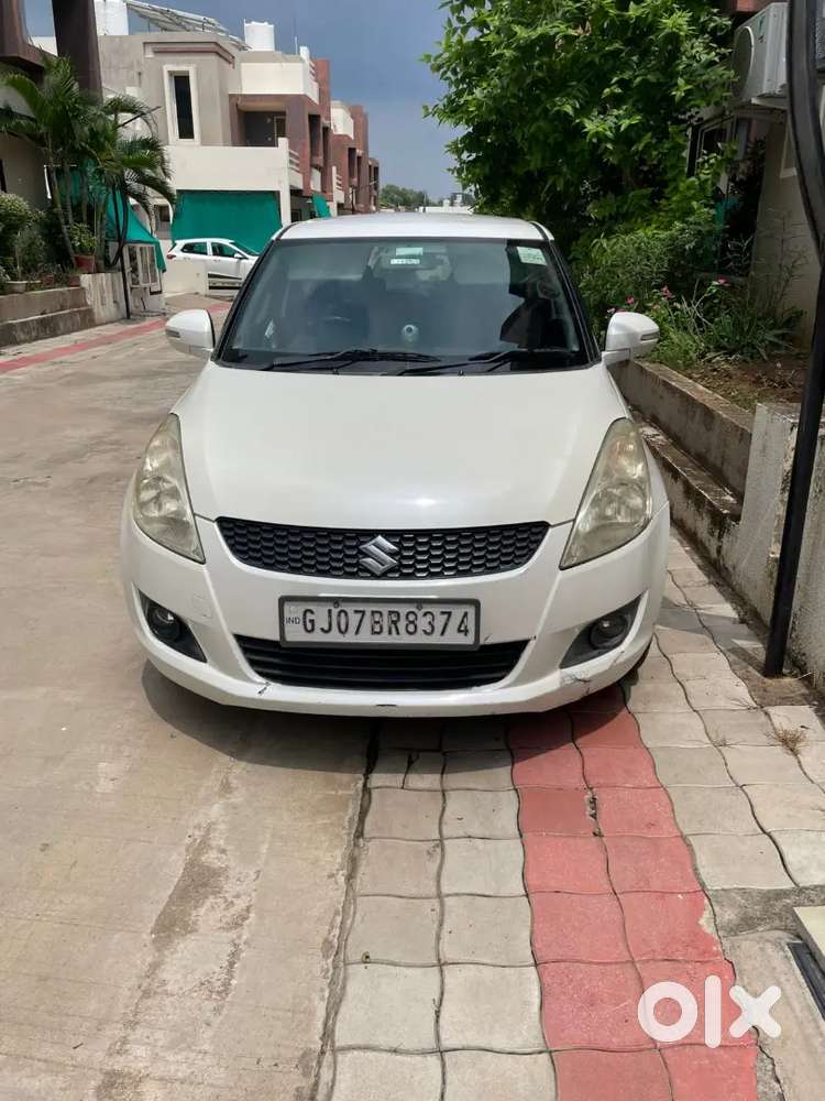 Maruti Suzuki Swift 2014 Diesel 194959 Km Driven GOOD CONDITION.