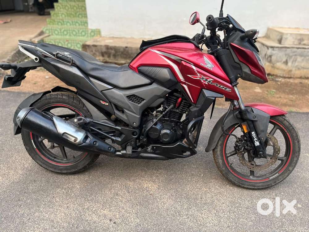 URGENT SALE HONDA X-BLADE 2021   SHOWROOM  CONDITION