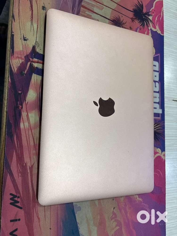 MacBook make book