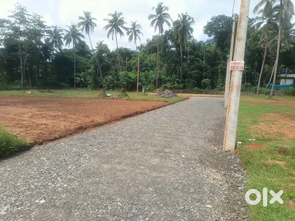 House Plot For Sale at Ponoure