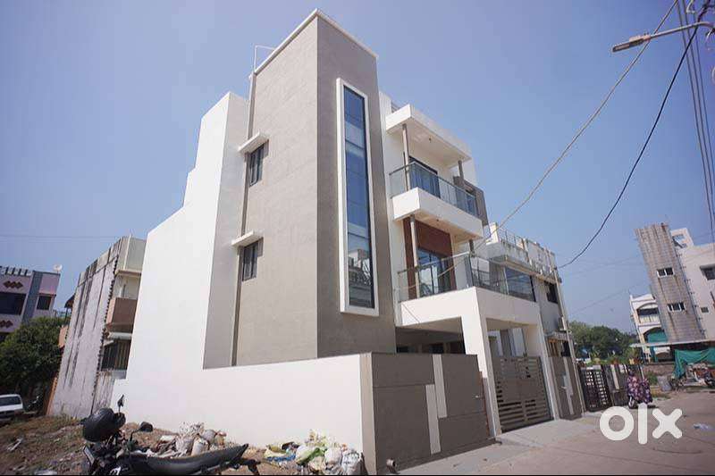 4 BHK Siddhi Vinayak Park For sell  in Sargasan