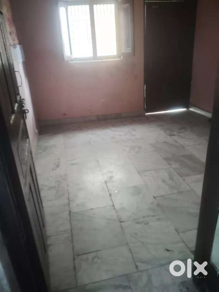 One room one bathroom