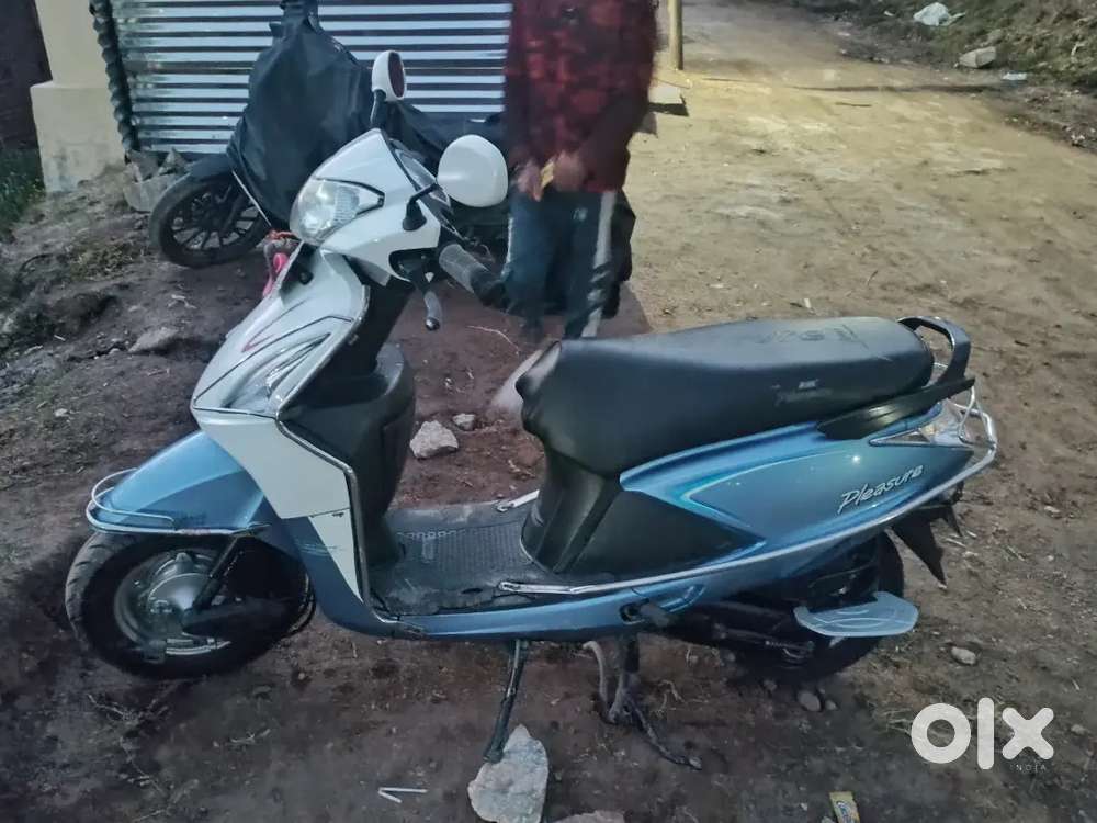 Hero Pleasure Scooty for Sale