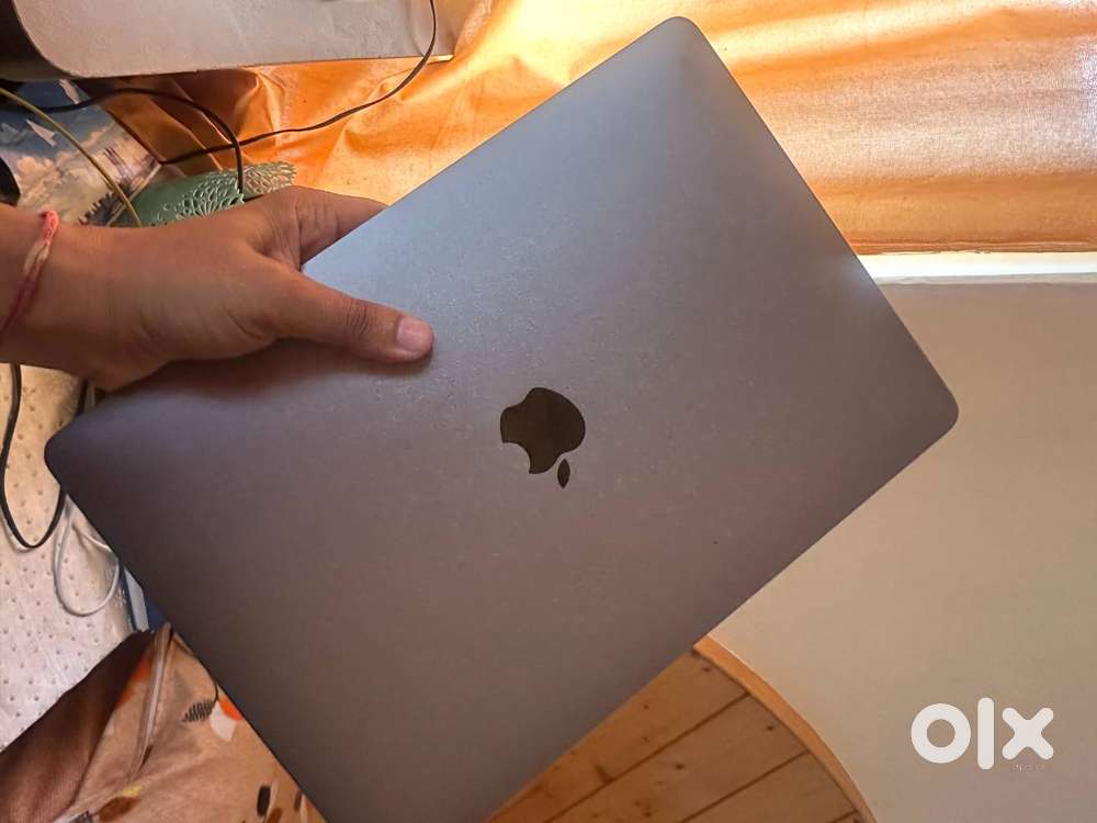 2 Months Old Macbook Air M1 (In Warranty) With Bill
