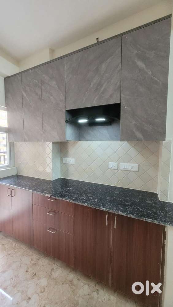 Executive floor batter society good maintenance