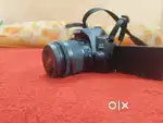 Canon EOS 200D
