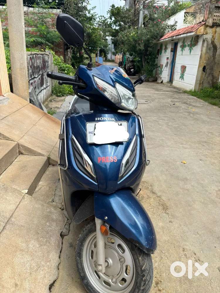 Low reading activa 6g scooty only 13,546 km driven (only 68,000)