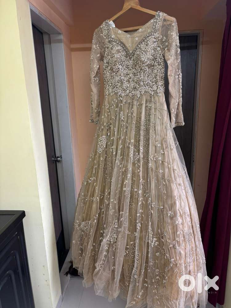 Wedding gown