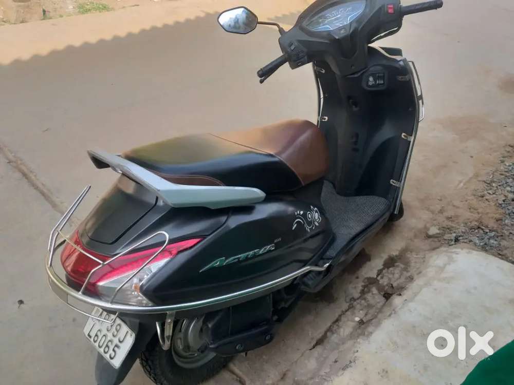 Activa 5g scooty