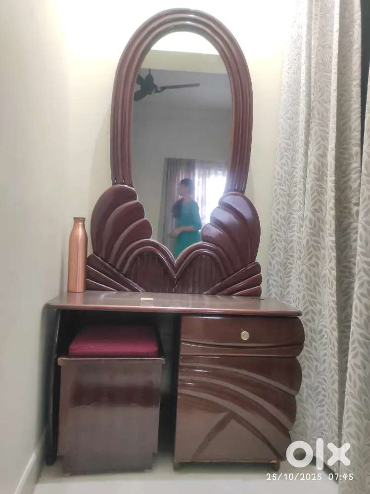 Wooden Dressing Table
