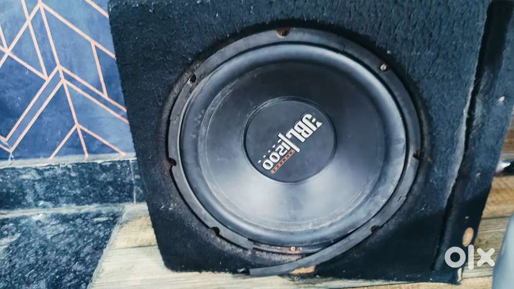 JBL 1200 watts subwoofer