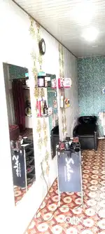 Beutiful saloon men's daily income 1800 se 2500