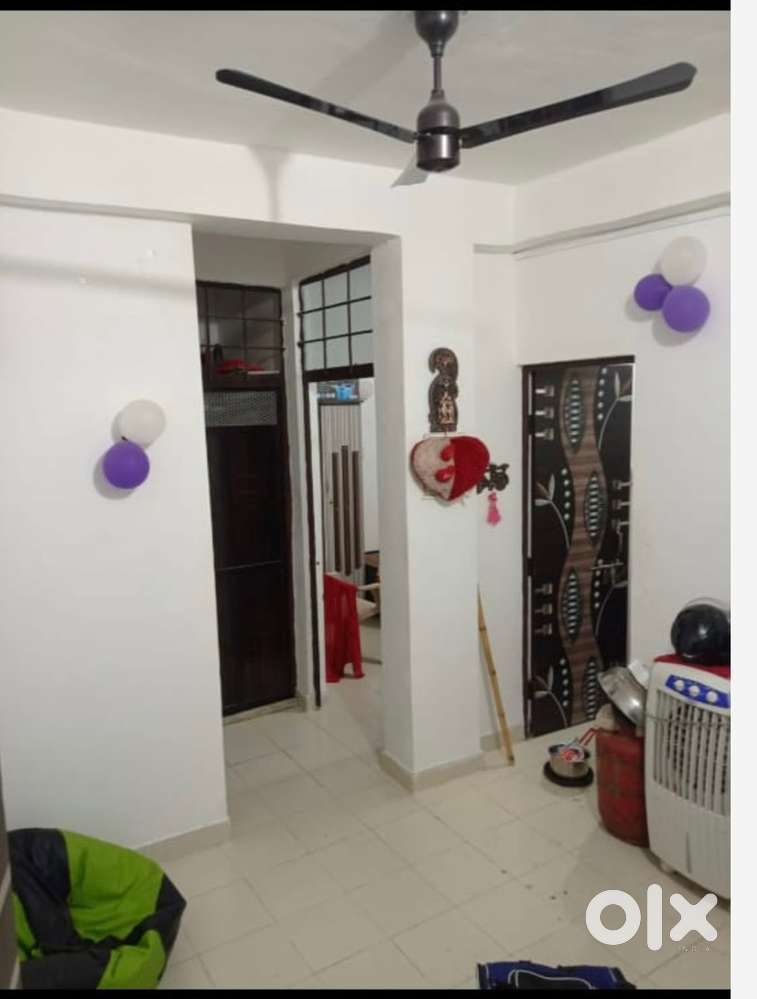 All facility nearby Flat, Pratap Nagar Main Highway se 1km pr