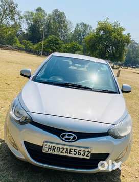 Hyundai i20 2014 Petrol 68000 Km Driven
