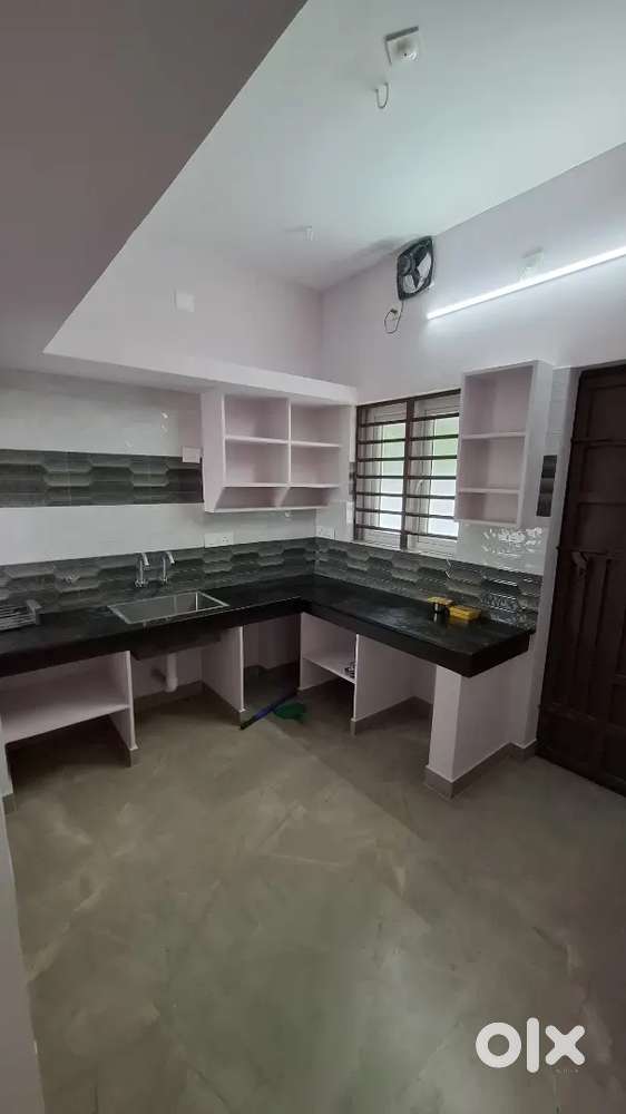 3bHk Posh Villa @ Calm Location Near Town