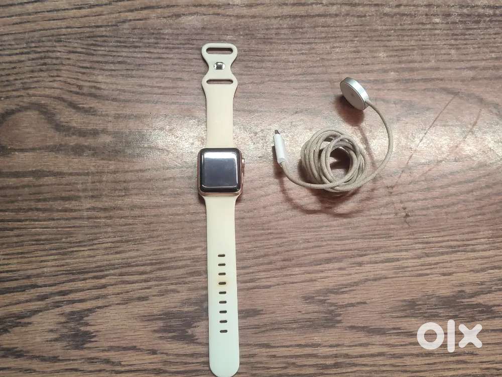 Apple watch series 3 gps model 38mm with charger GADGETZONE
