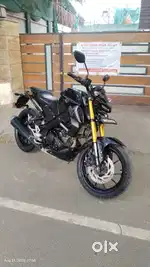 YAMAHA MT 15 V2