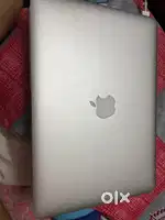 Apple MacBook Air 13″ (2018) – Sleek, Lightweight, Premium Build
