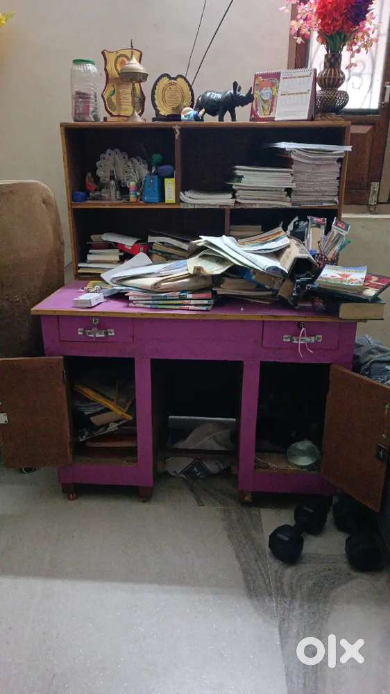 Wooden Study table with Detachable Rack