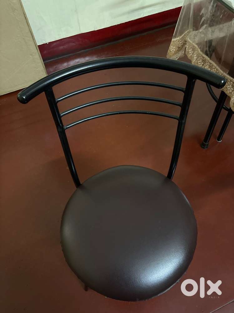 wrought iron dining chairs