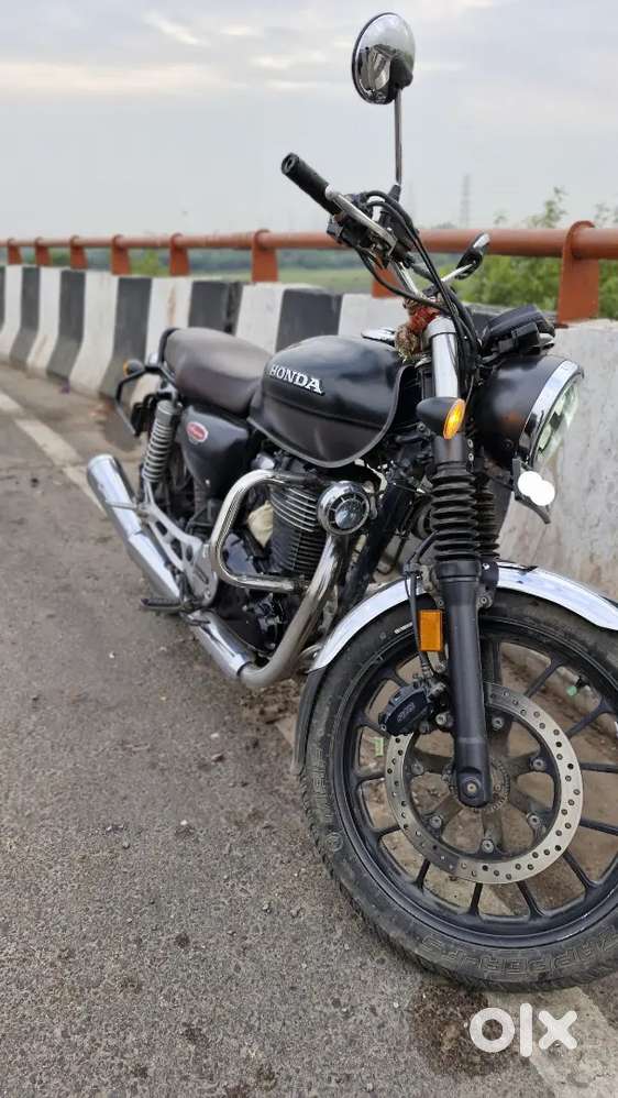 HONDA H'NESS CB350 DLX , 2021, ABS & BLUETOOTH, ₹1.60 LAKH
