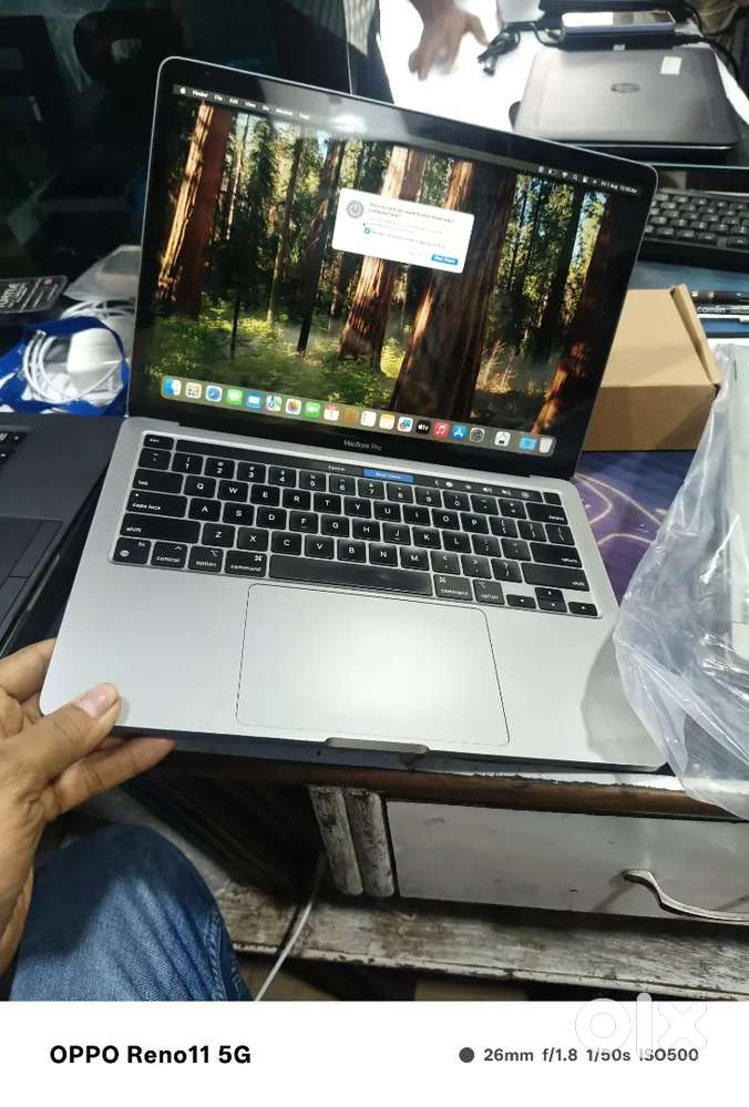 MacBook pro cor i5 ram 8 SSD 256 gb new candision laptop
