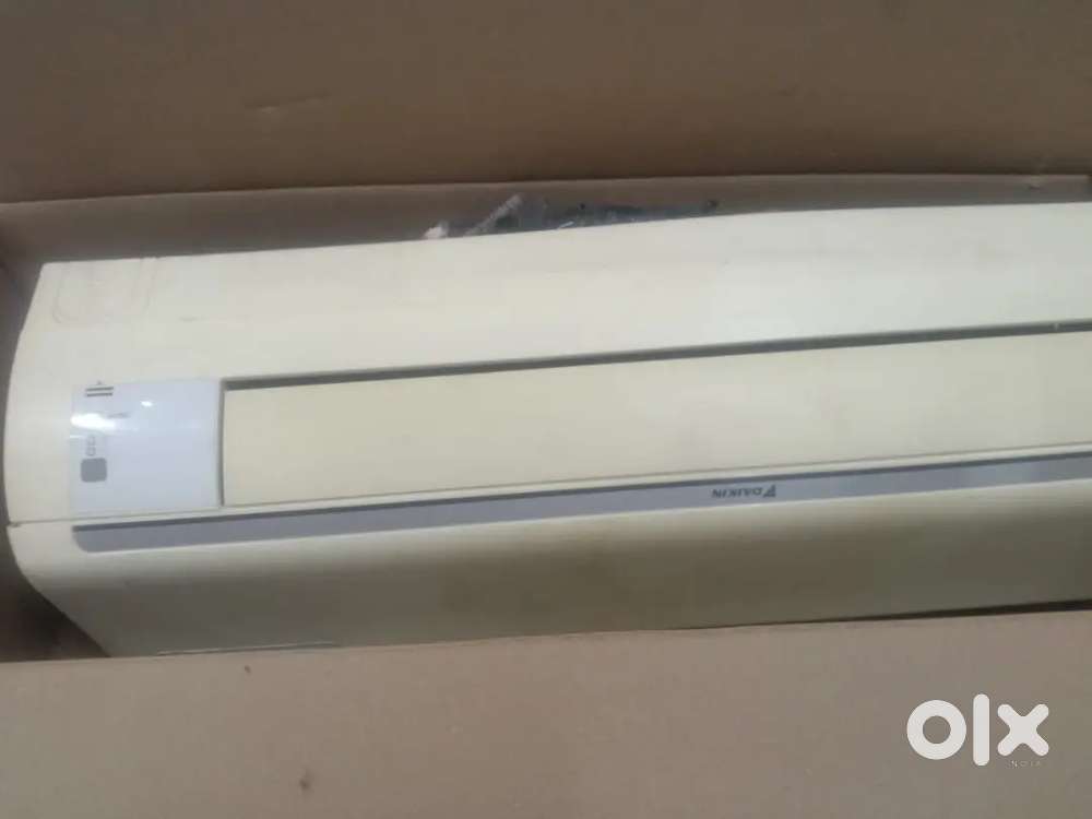 Daikin split ac
