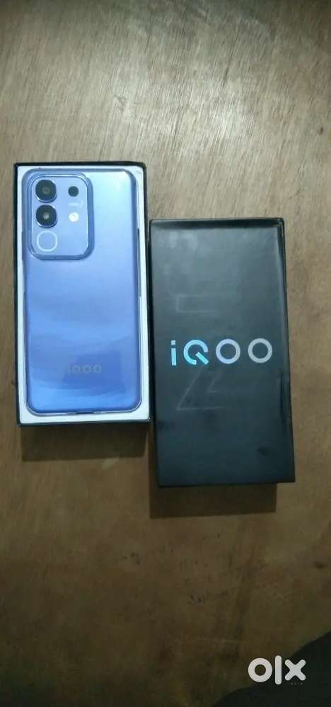 Iqoo z 10x ram6gb 256