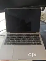 MacBook Air (Intel i5, 8GB RAM, 128GB Disk)