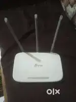 TP-LINK TL-WR845N 300 Mbps Wi-Fi Router