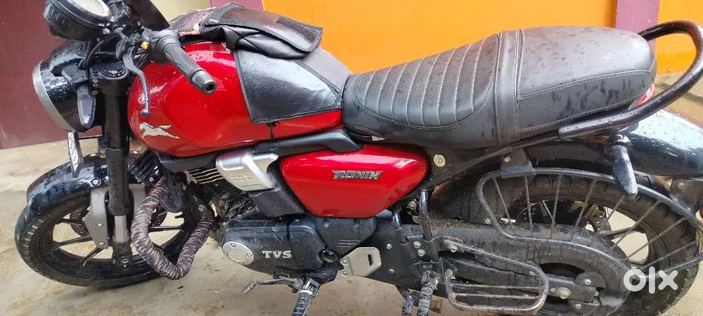 TVS Ronin bike