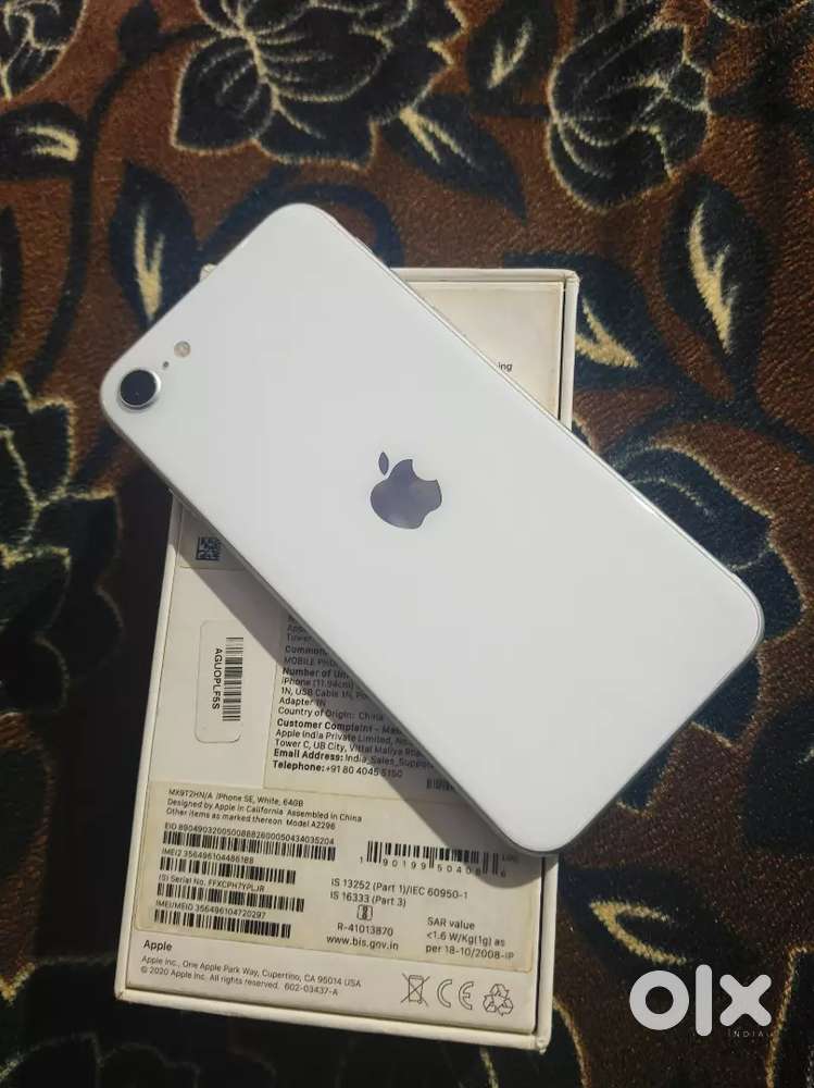 iPhone SE 2020 4/64 GB White