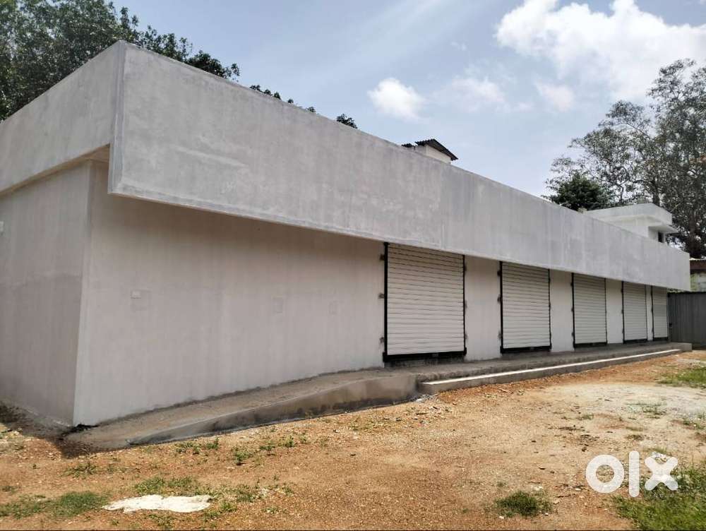 COMMERCIAL SPACE FOR RENT