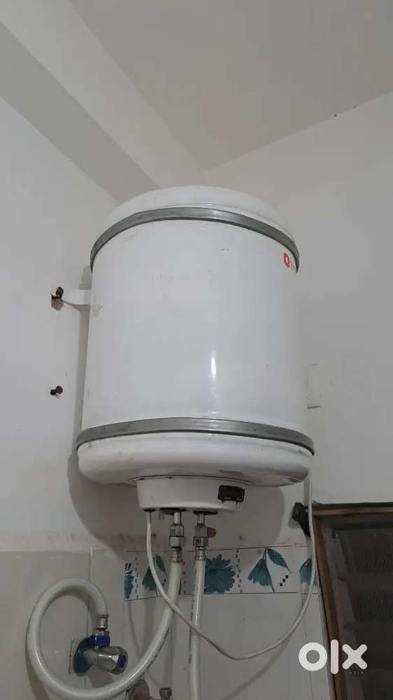 Orient water geyser