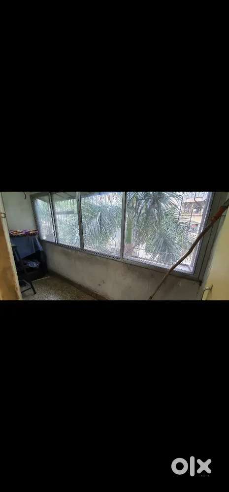 Fully furnished 1BHK main hadapsar chowk