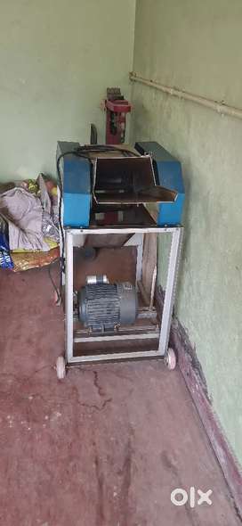 Chaff cutter machine / Grass chopper