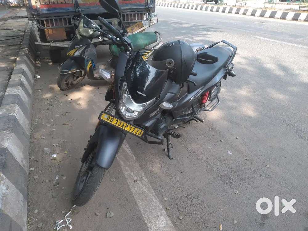 Bought in 2024 Aug, fully new mileage 77kmpl