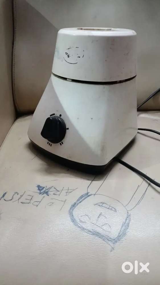 Pigeon mixer grinder machine