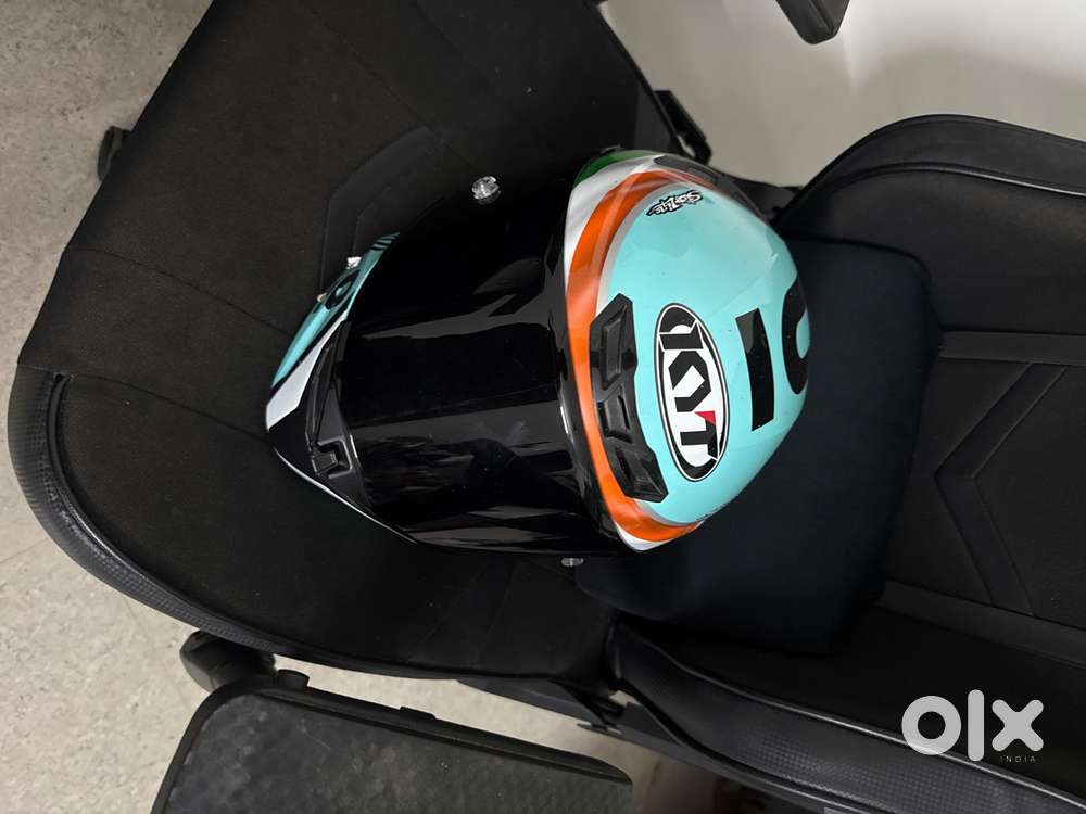KYT (TT-REVO) HELMET
