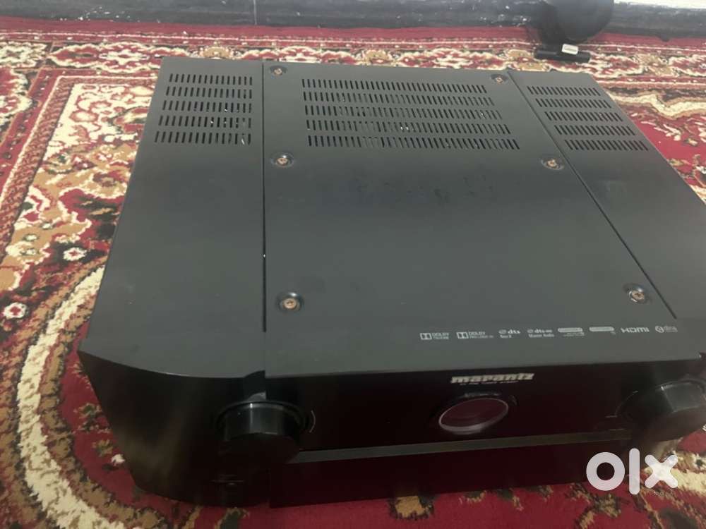 Marantz AV8801 11.2 channel home theater preamp/processor