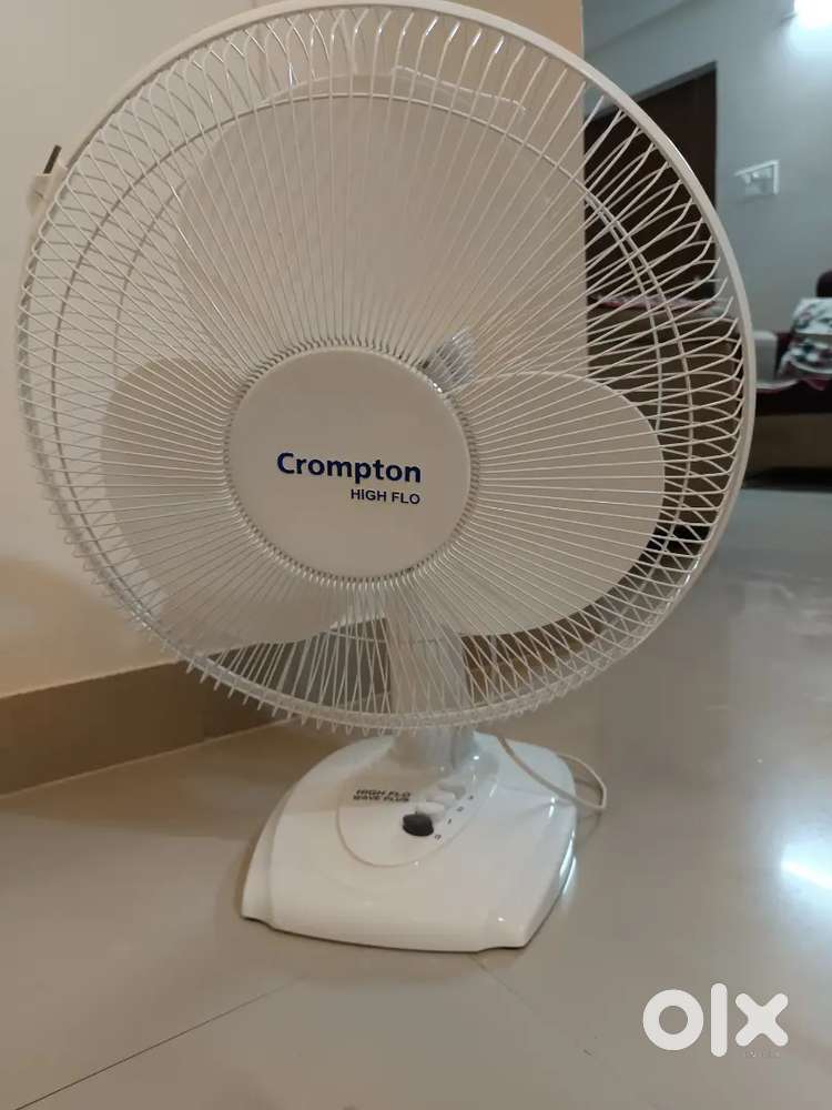 Crompton Table Fan