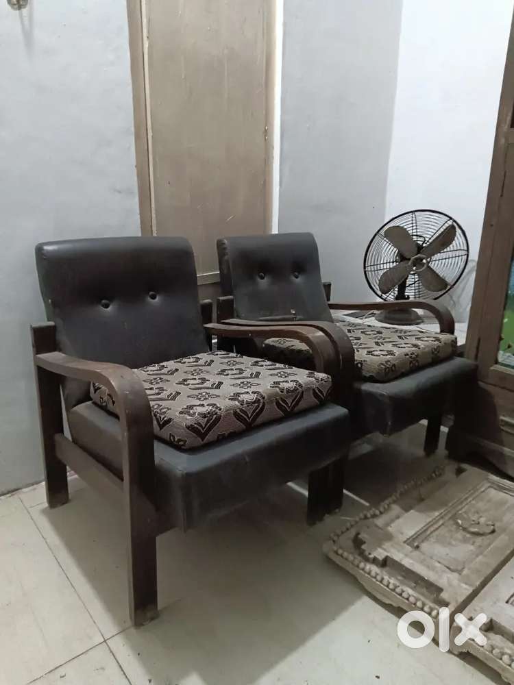 Antique look disine cupboard