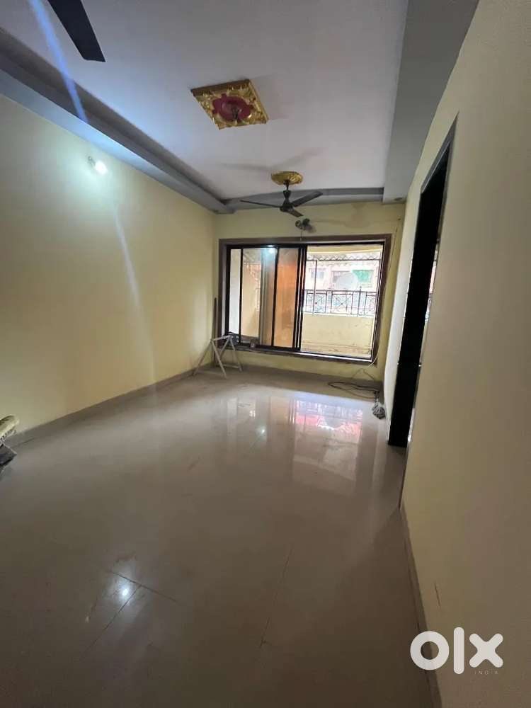 2BHK. Sale 1200 sqft , near Achole Talav,