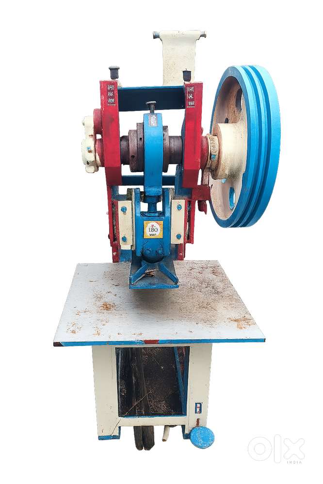 SLIPPER MAKING MACHINE