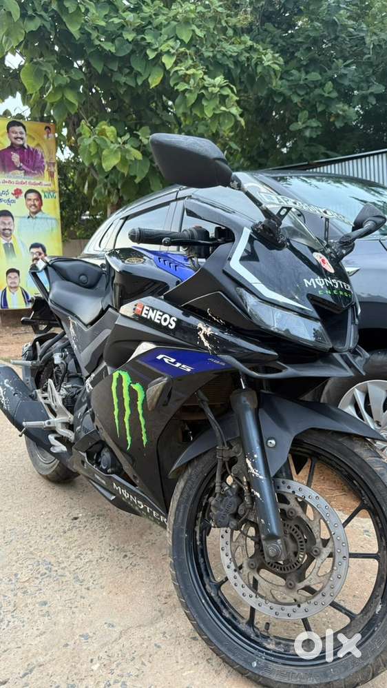 R15 v3 , excellent condition