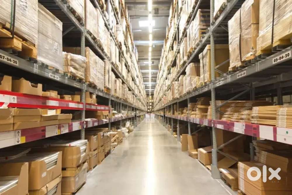 AVAILABLE IN VACANCY FOR WAREHOUSE