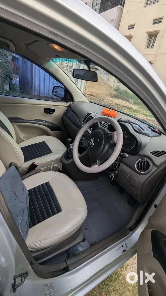 Hyundai i10 2010 Petrol 92000 Km Driven Running insurance